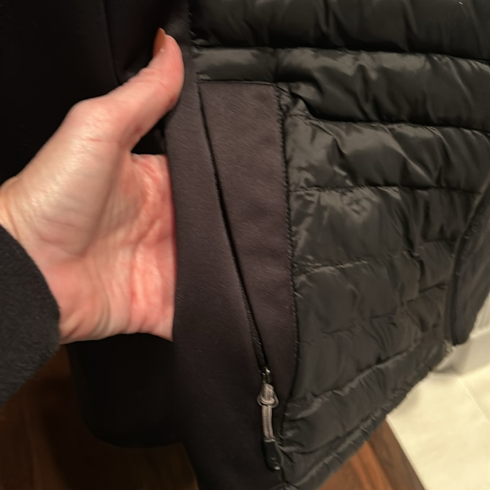 Puffer Jacket - Picture 4 of 5